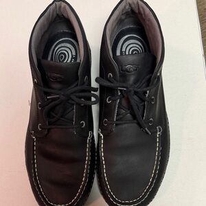 UGG Men's Black Leather Boat Shoes Size 10